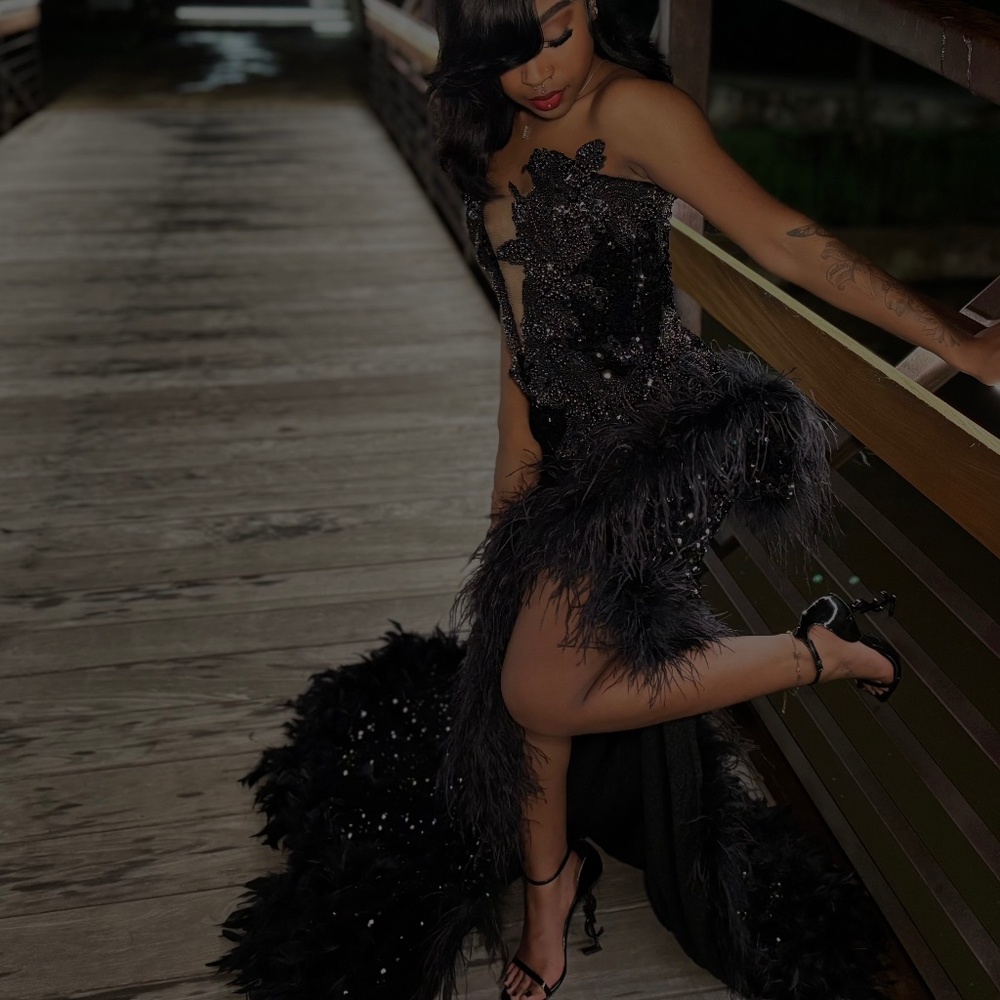 black prom dress